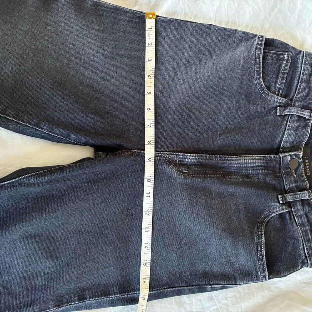 J Brand Blue Classic Wash Jeans with Contrast Stitching - Picture 9 of 10